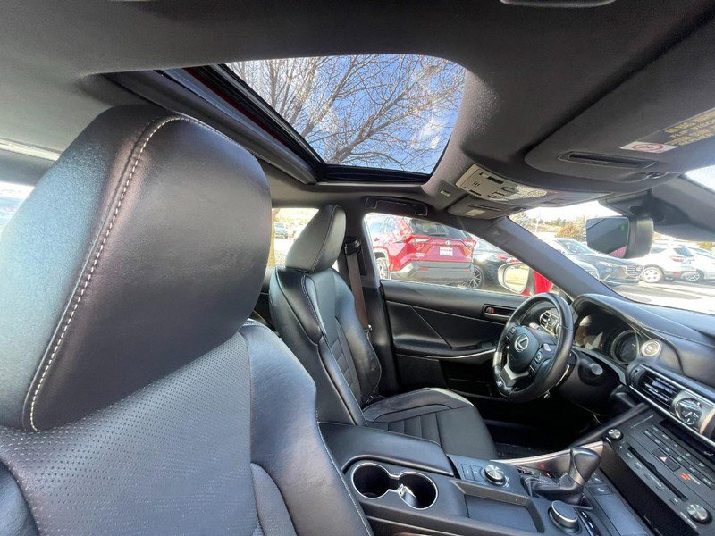 Used 2019 Lexus IS 300 F Sport w/ F Sport Package image 10