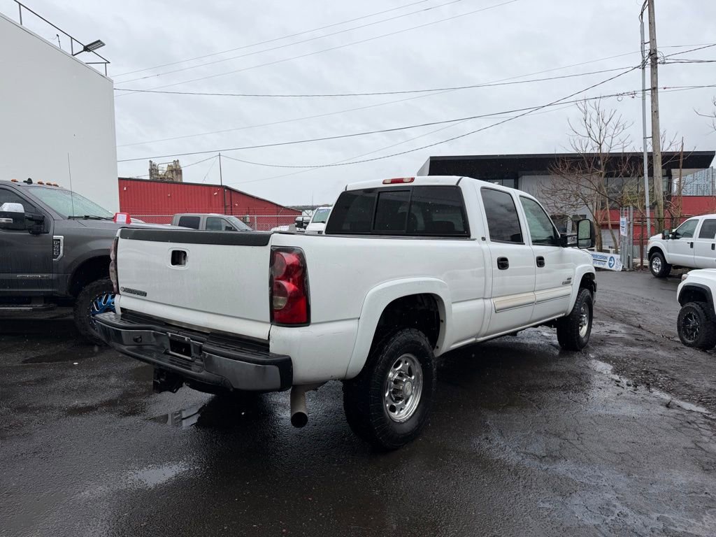 Used 2007 Chevrolet Silverado 2500 LT w/ Heavy-Duty Power Package image 3