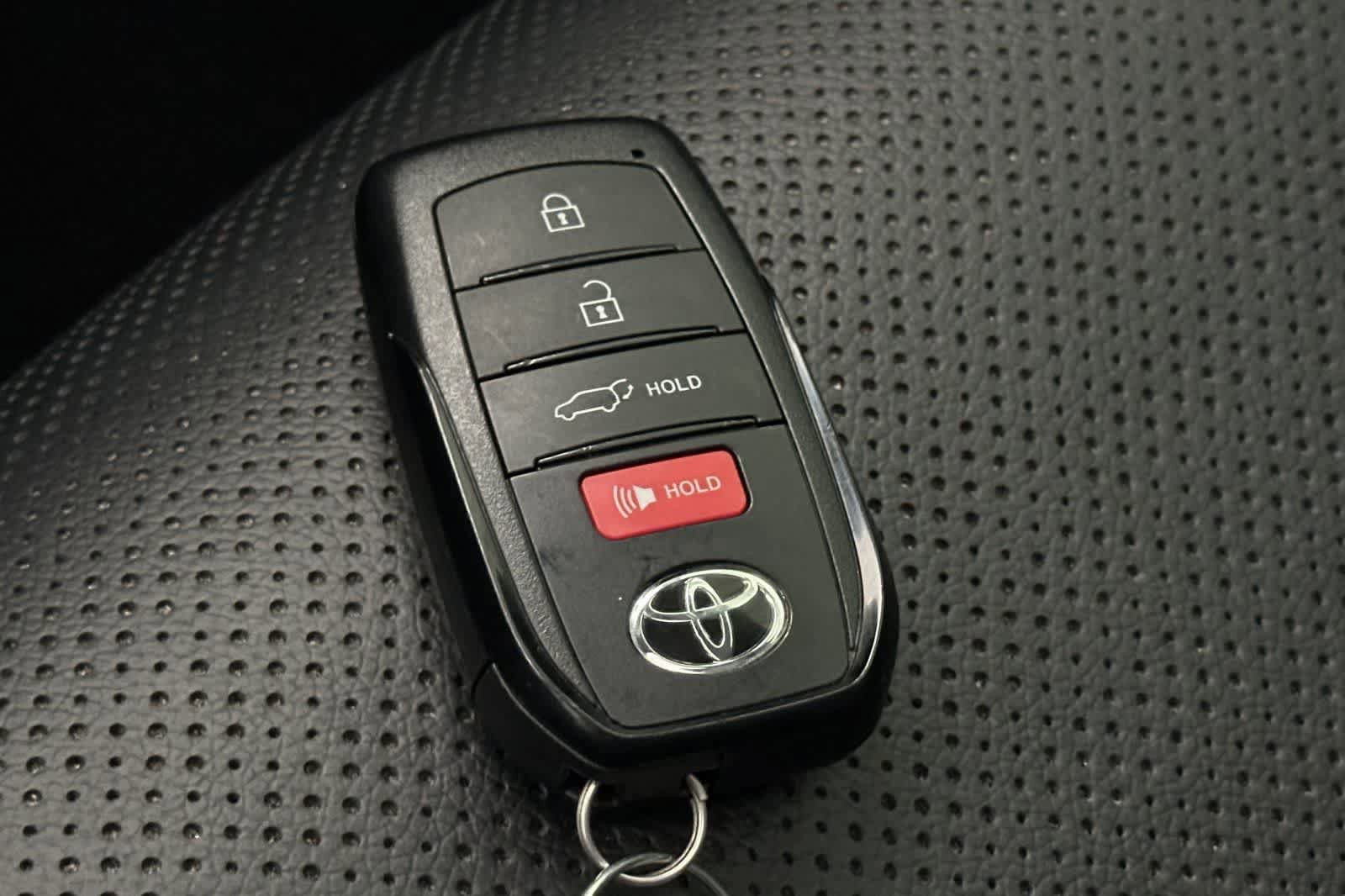Used 2025 Toyota Land Cruiser w/ Premium Package image 27