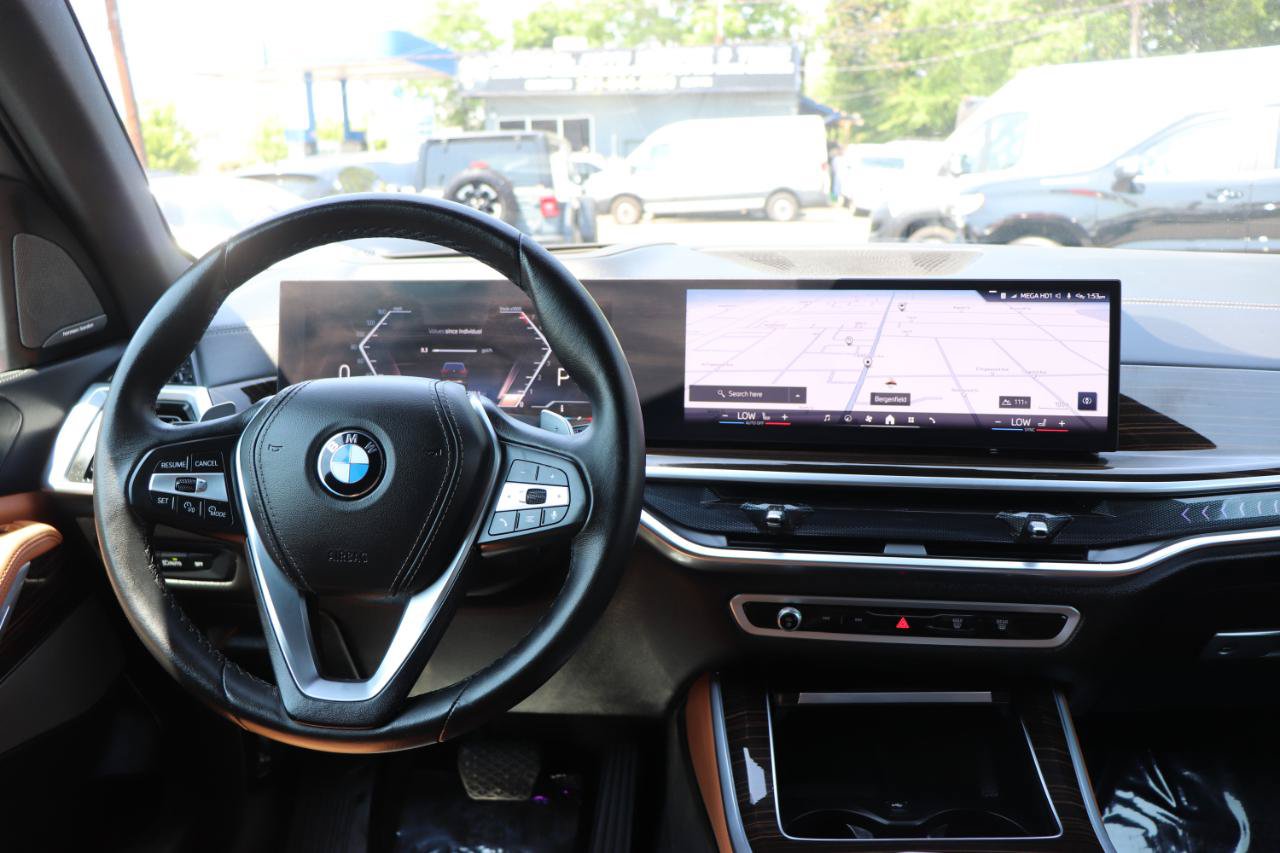 Used 2026 BMW X5 xDrive40i AWD/4WD image 17