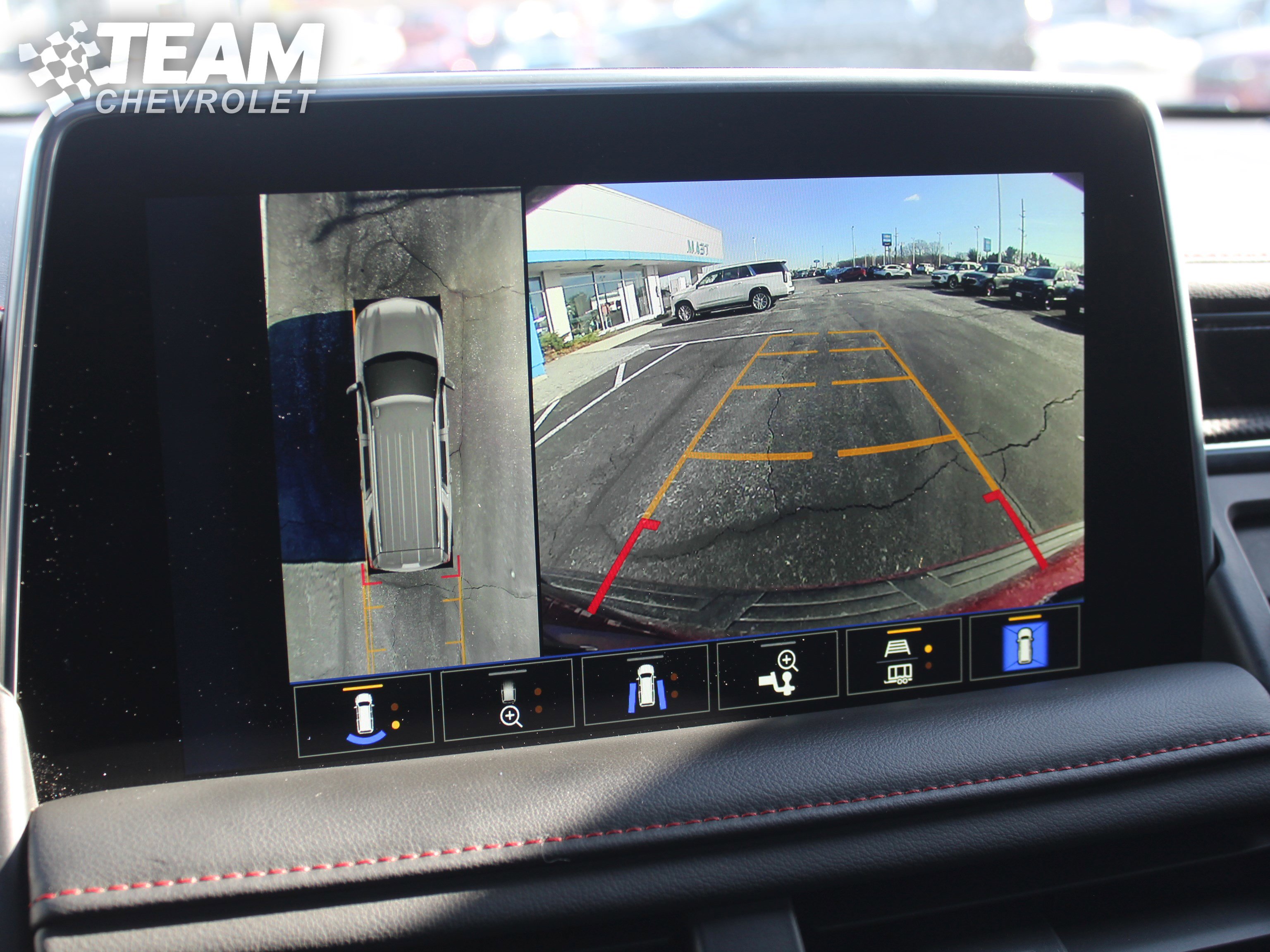 Certified 2024 Chevrolet Suburban RST w/ Luxury Package image 18