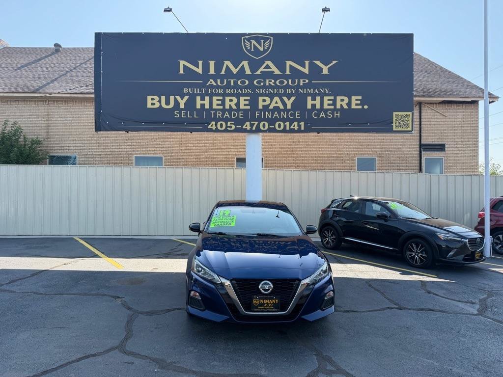 Used 2019 Nissan Altima 2.5 SR w/ SR Premium Package FWD image 2