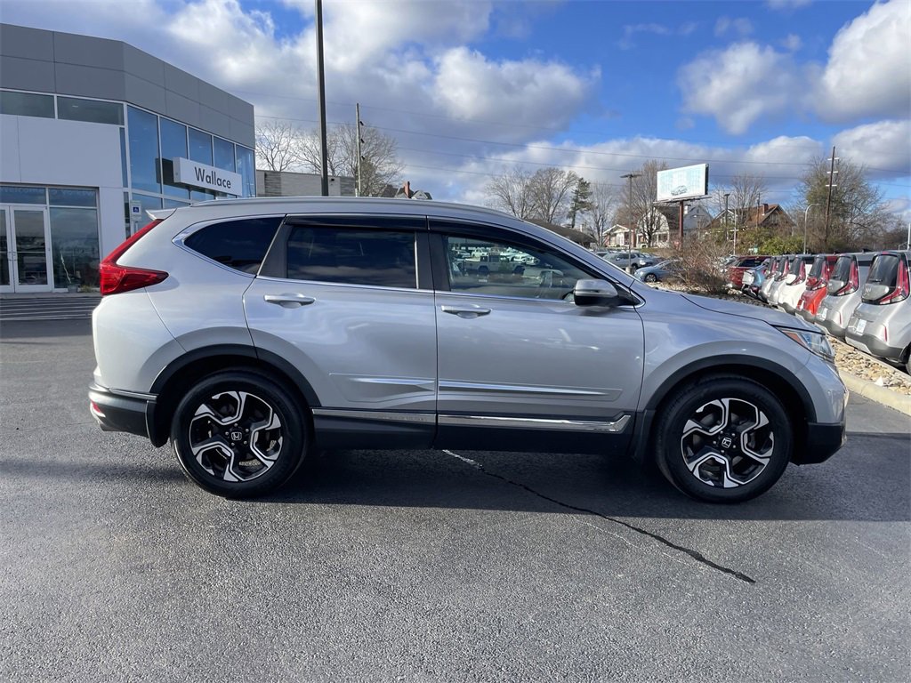 Used 2017 Honda CR-V Touring image 4