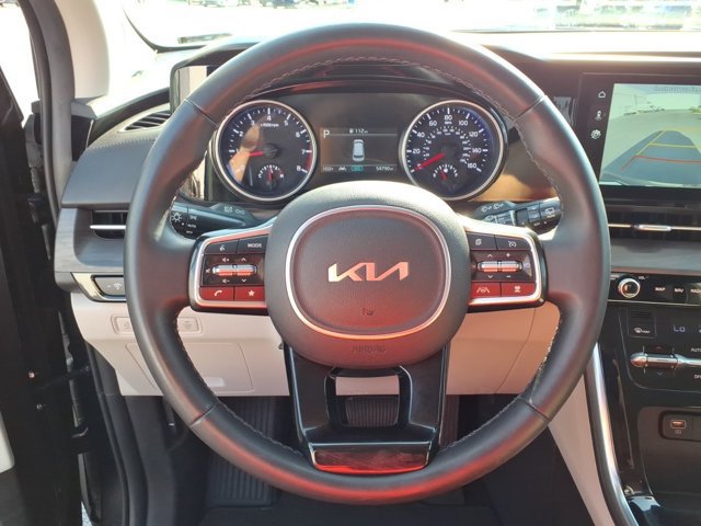Used 2023 Kia Carnival EX FWD image 21