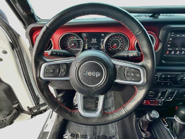 Used 2021 Jeep Wrangler Rubicon w/ Cold Weather Group AWD/4WD image 12