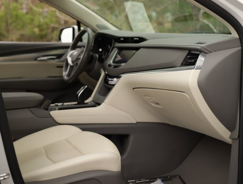 Used 2021 Cadillac XT5 Premium Luxury image 32