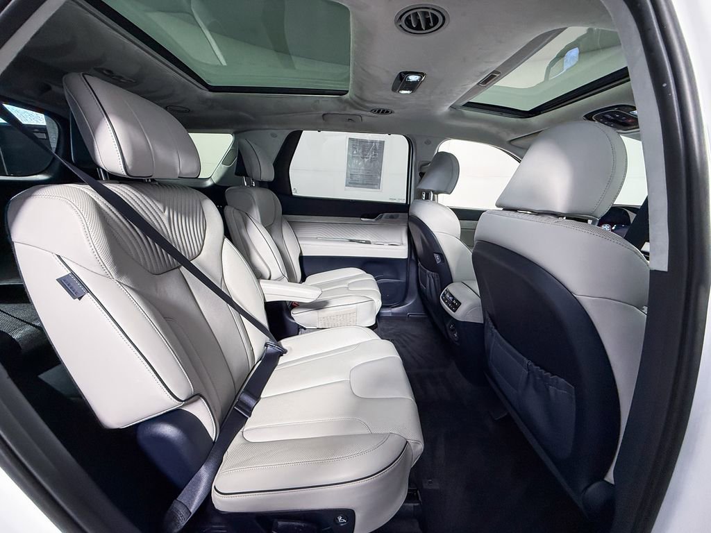 Used 2023 Hyundai Palisade Calligraphy AWD/4WD image 32