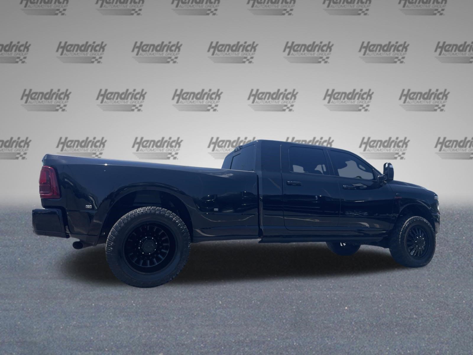Used 2026 RAM 3500 Laramie AWD/4WD image 10