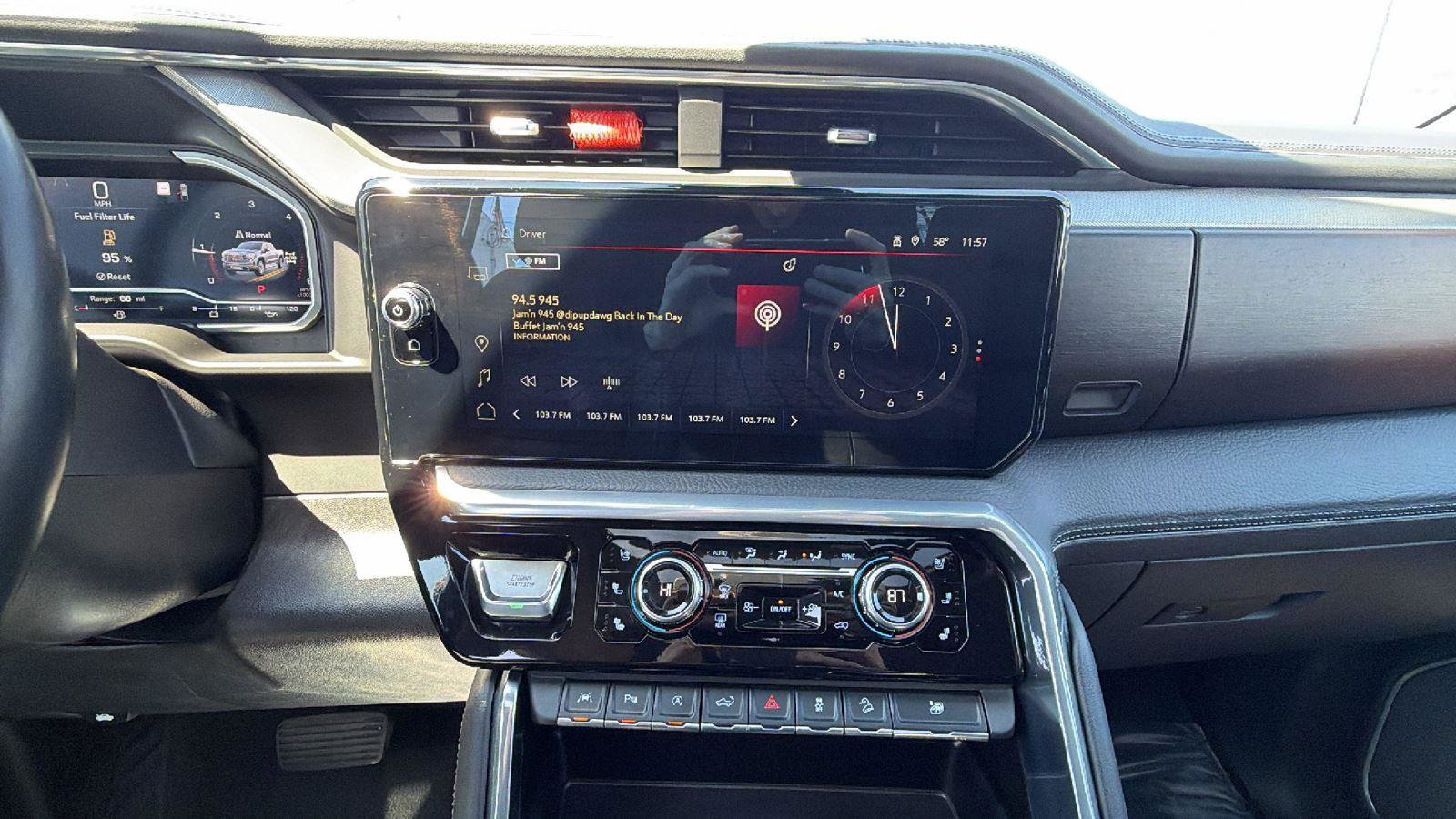 Used 2023 GMC Sierra 1500 Denali AWD/4WD image 24