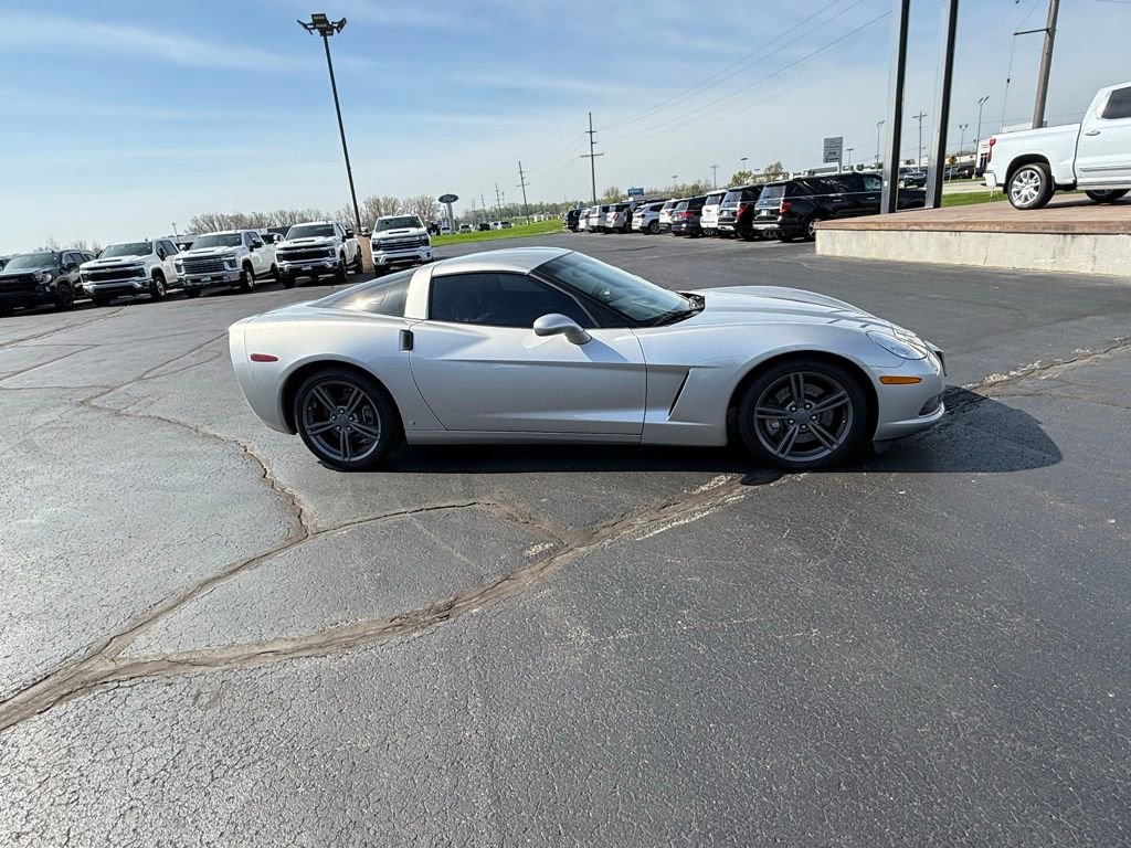 Used 2008 Chevrolet Corvette Coupe w/ Z51 Performance Package image 8