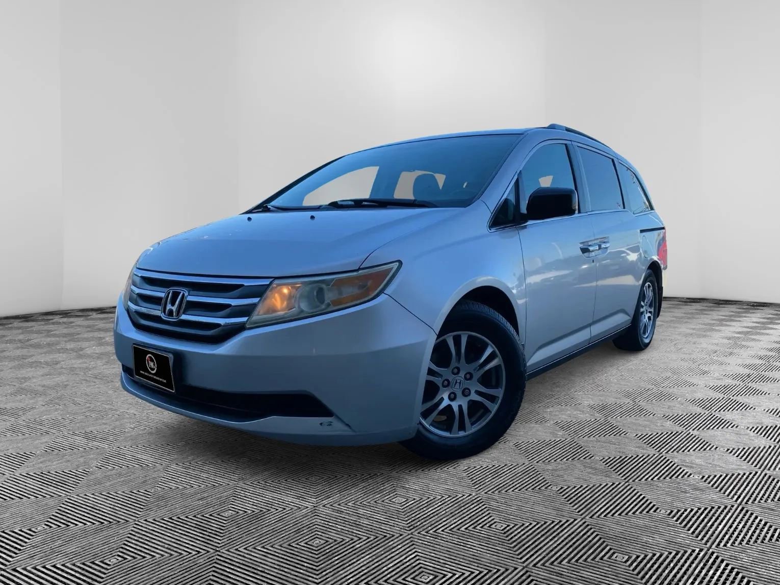 Used 2013 Honda Odyssey EX-L image 2