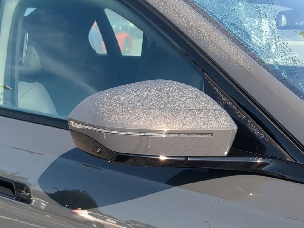 Certified 2026 BMW 740i xDrive image 13