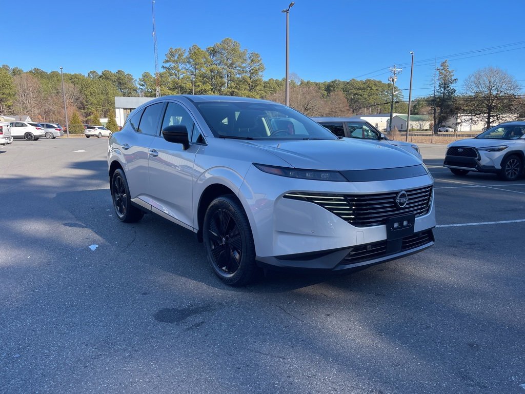 Certified 2025 Nissan Murano SV image 4