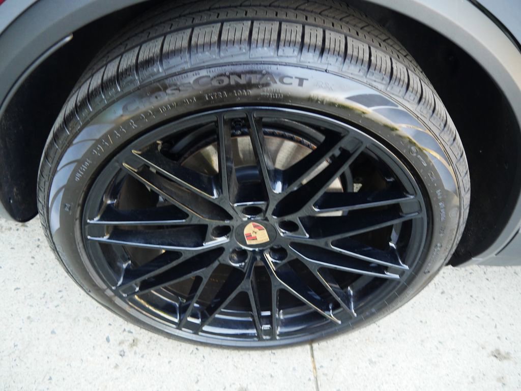 New 2026 Porsche Macan 4 Electric AWD/4WD image 15
