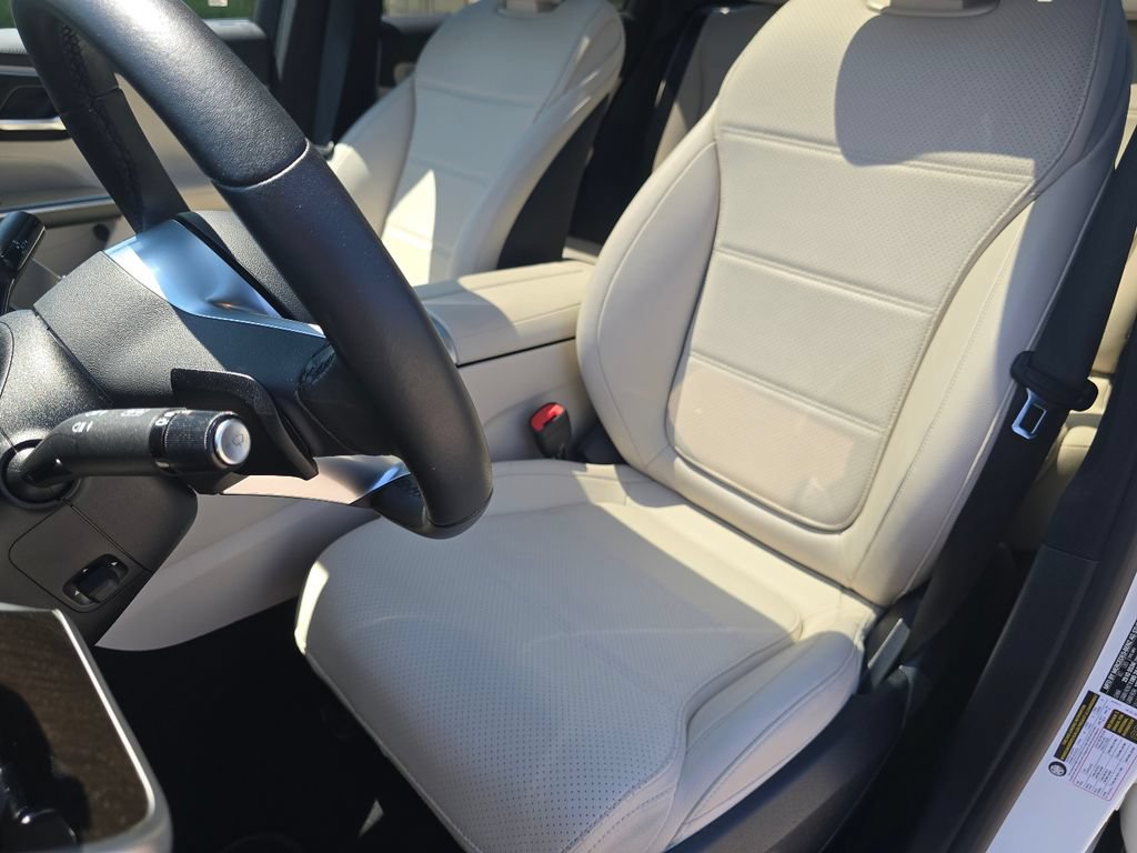 Certified 2024 Mercedes-Benz GLC 300 4MATIC image 24