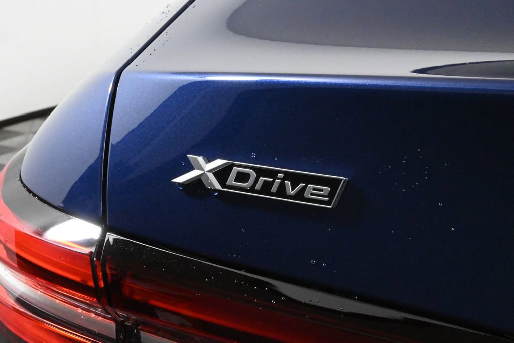 Used 2026 BMW 530i xDrive w/ Premium Package image 41