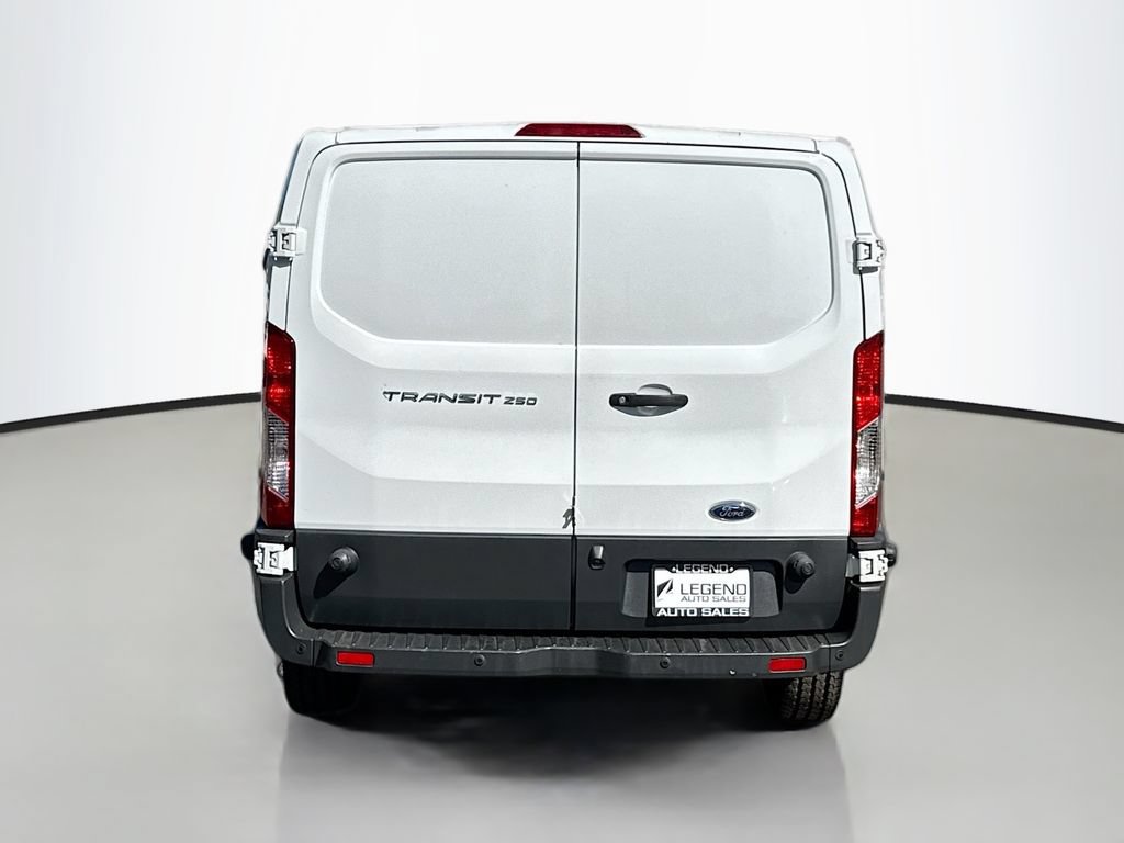 Used 2018 Ford Transit 250 148 Low Roof RWD image 7
