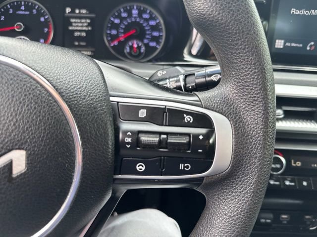 Used 2023 Kia K5 LXS image 30