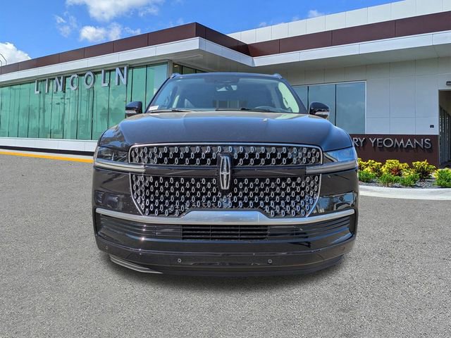 New 2026 Lincoln Navigator Premiere image 9