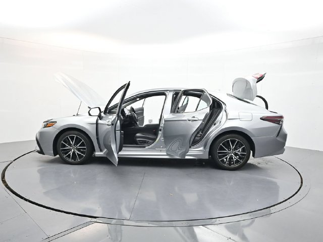 Used 2023 Toyota Camry SE FWD image 44