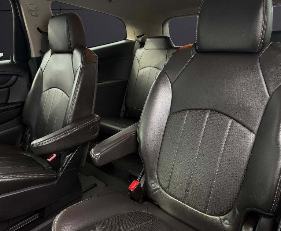 Used 2017 Chevrolet Traverse Premier image 23