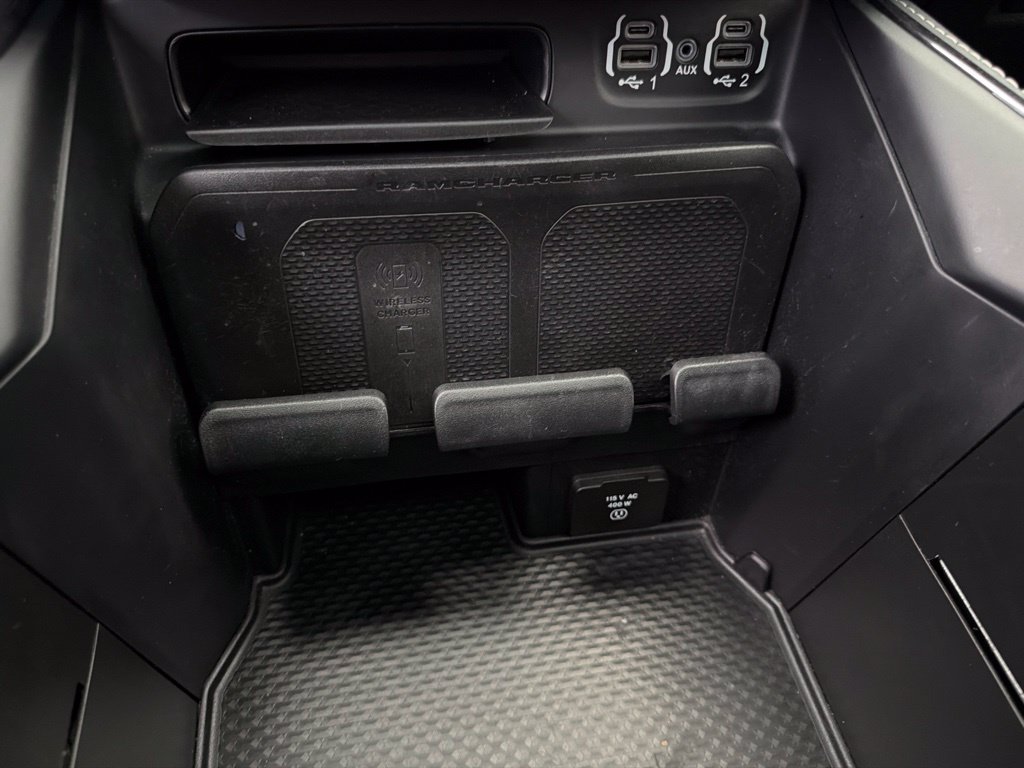 Used 2022 RAM 1500 Limited AWD/4WD image 32