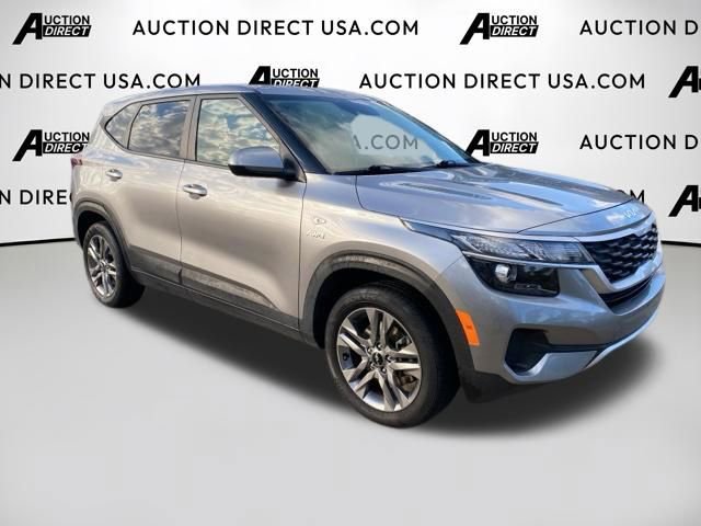 Used 2022 Kia Seltos LX image 23