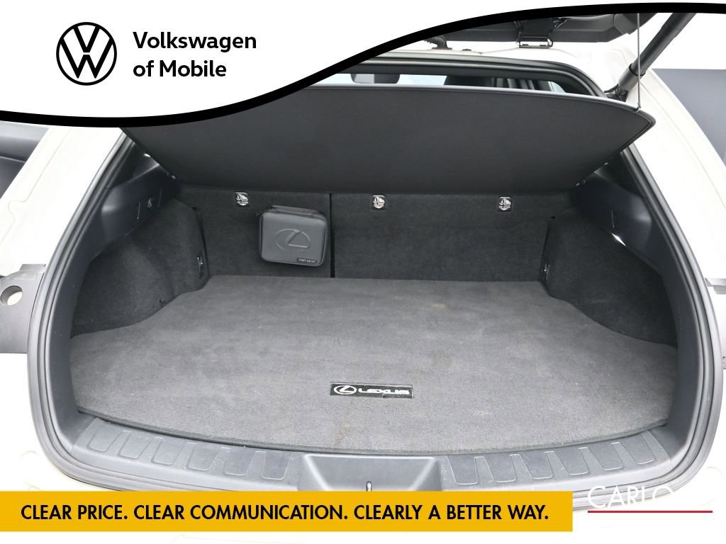 Used 2023 Lexus UX 250h FWD w/ Premium Package image 13