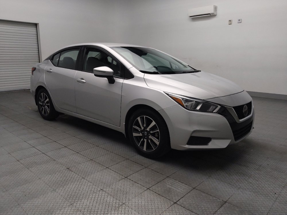 Used 2021 Nissan Versa SV FWD image 13
