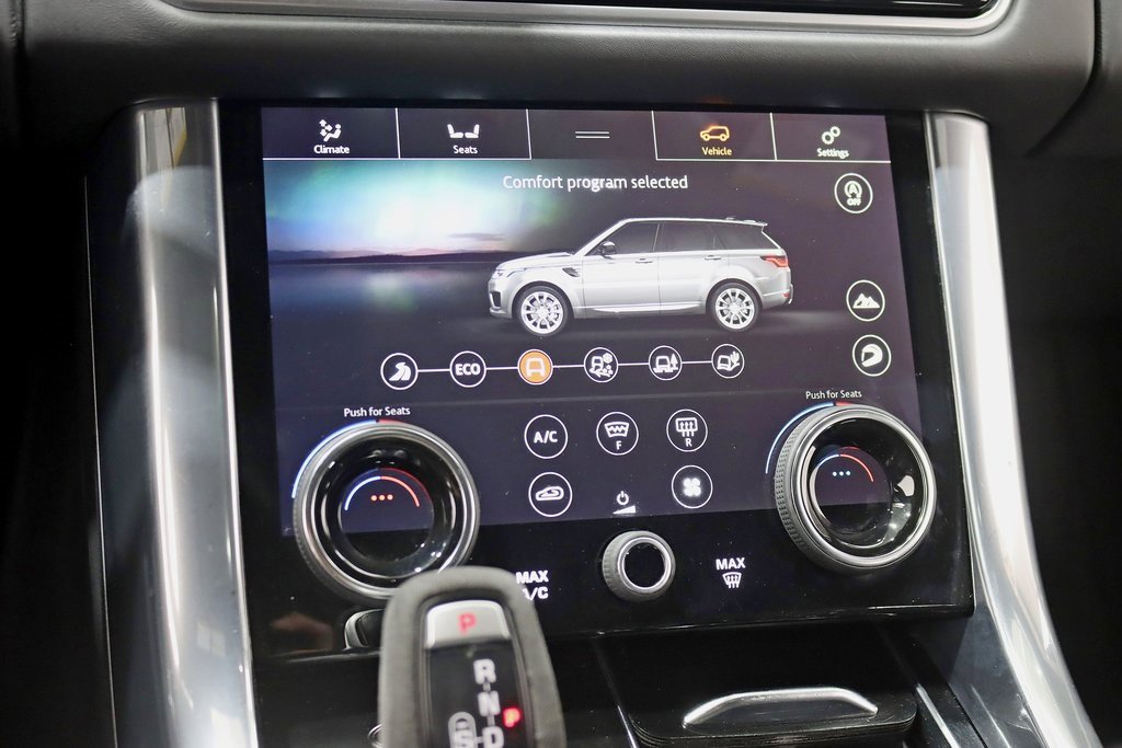 Used 2022 Land Rover Range Rover Sport HST image 23