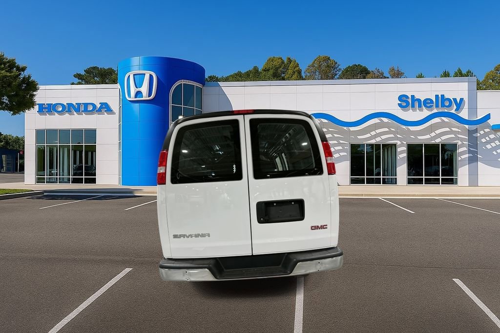Used 2024 GMC Savana 2500 w/ Driver Convenience Package image 7