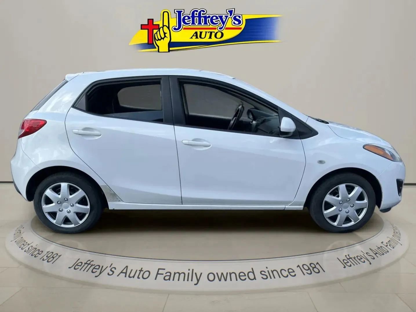 Used 2011 MAZDA MAZDA2 Sport image 4