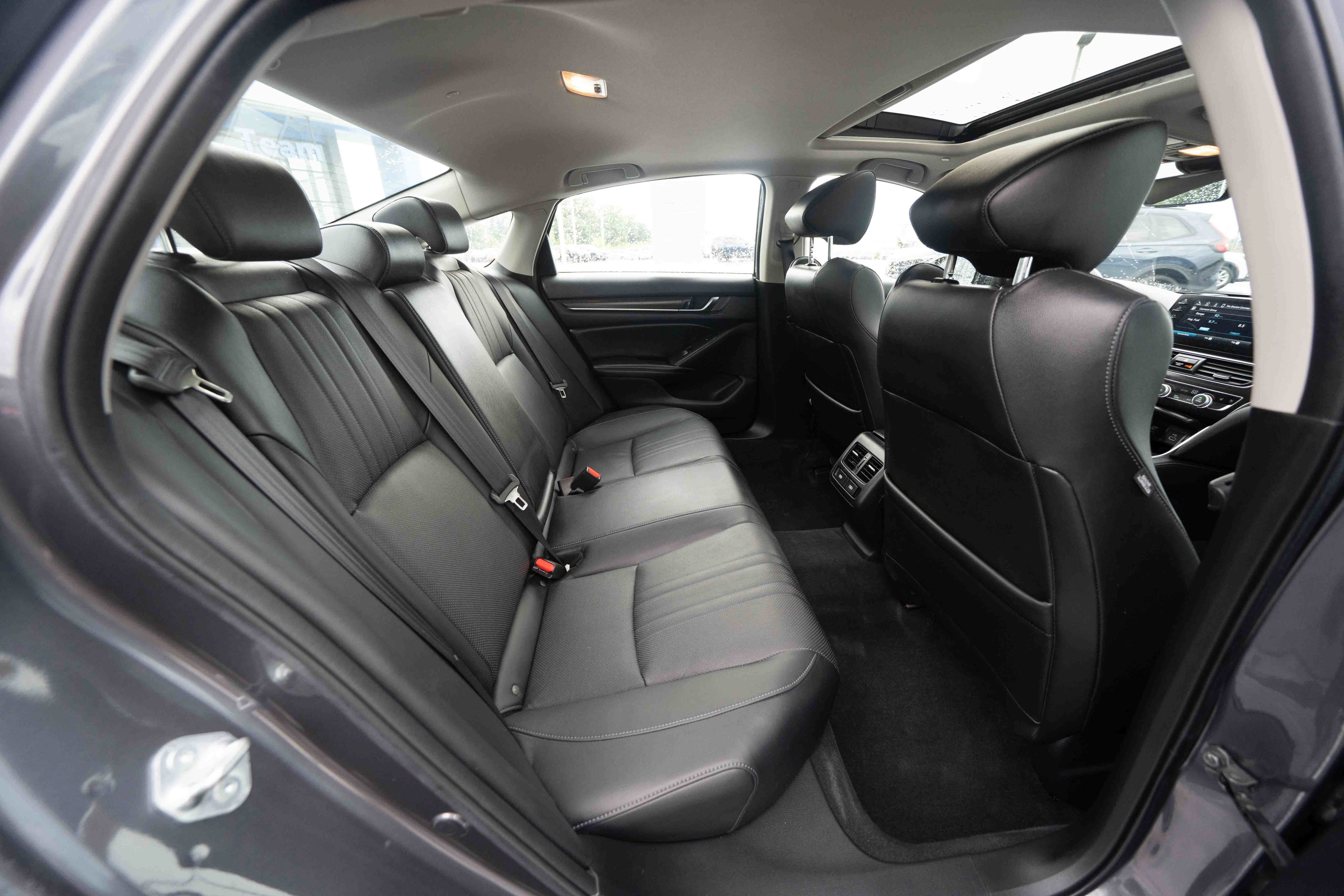 Used 2022 Honda Accord Touring image 24