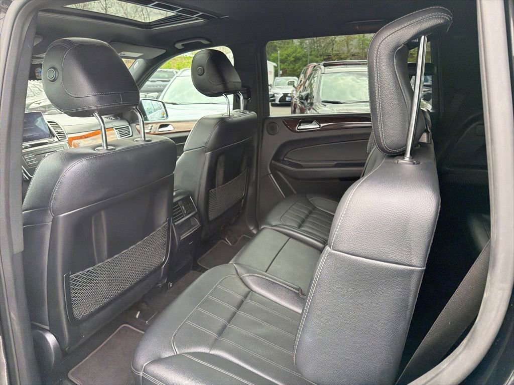 Used 2019 Mercedes-Benz GLS 450 4MATIC image 21