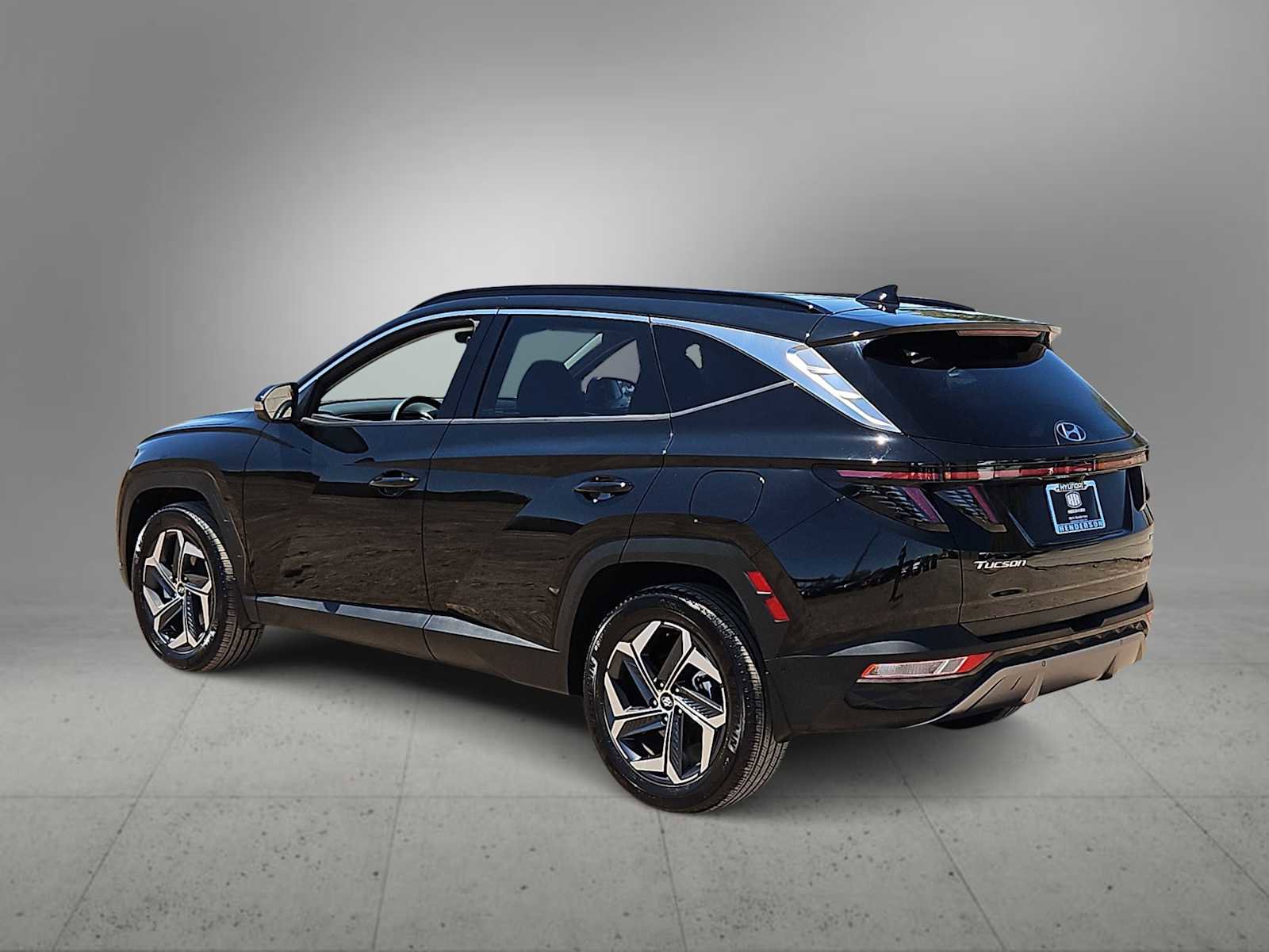 Certified 2022 Hyundai Tucson Limited w/ Cargo Package AWD/4WD image 6