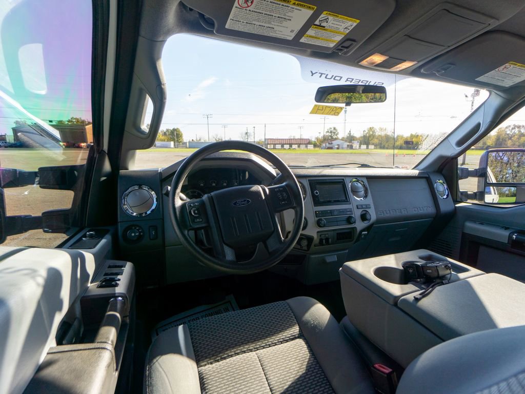 Used 2015 Ford F250 XLT w/ XLT Interior Package image 16