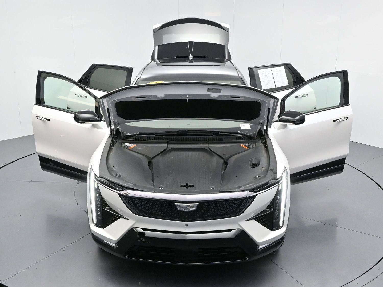 Certified 2025 Cadillac Optiq Sport 1 AWD/4WD image 46
