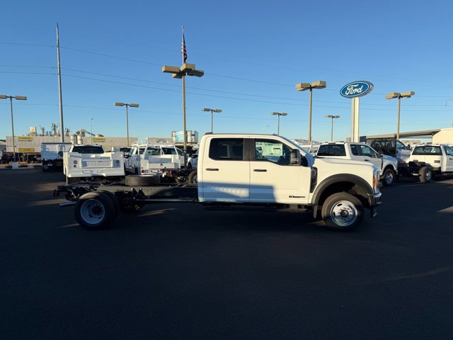 New 2026 Ford F550 4x4 Crew Cab image 2