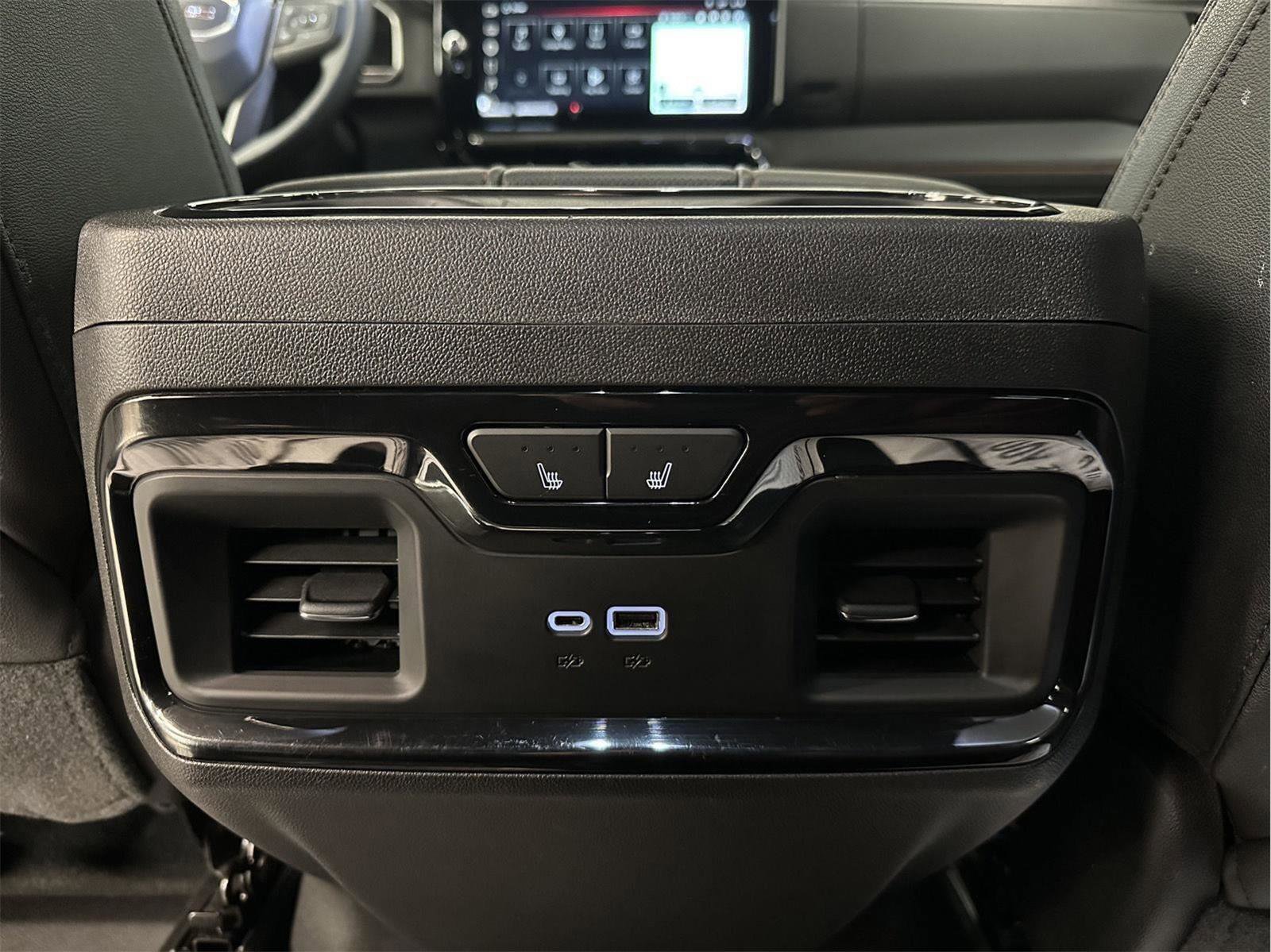 Certified 2023 GMC Sierra 1500 AT4 w/ Technology Package image 30