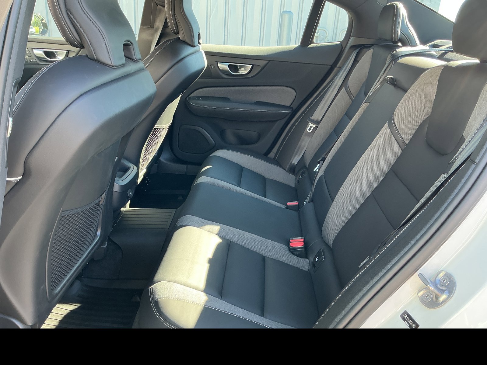 Certified 2024 Volvo S60 B5 Plus w/ Climate Package AWD/4WD image 24