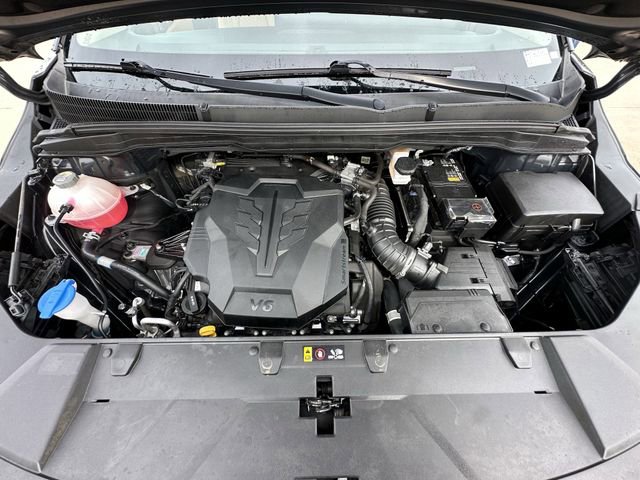 Used 2023 Kia Carnival LX image 31