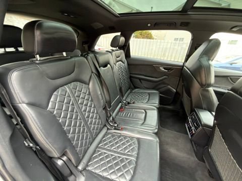 Used 2021 Audi SQ7 Premium Plus AWD/4WD image 23