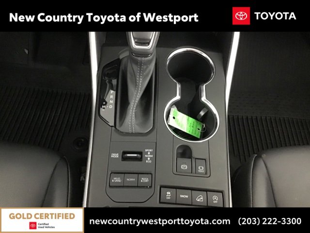 Certified 2022 Toyota Highlander XLE image 12