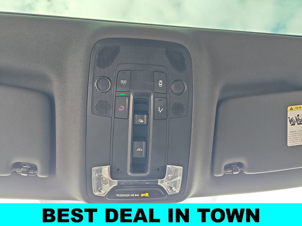 Used 2025 Audi Q3 2.0T Premium image 30