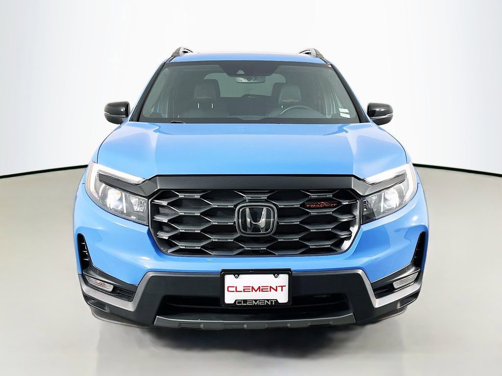 Used 2024 Honda Passport TrailSport image 3