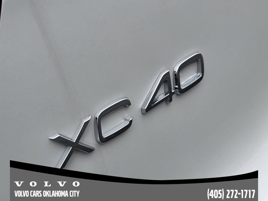 New 2026 Volvo XC40 B5 Plus w/ Protection Package Premier image 10