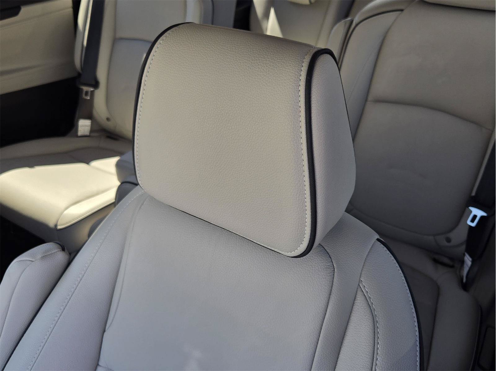 Used 2025 Honda Odyssey Touring image 23