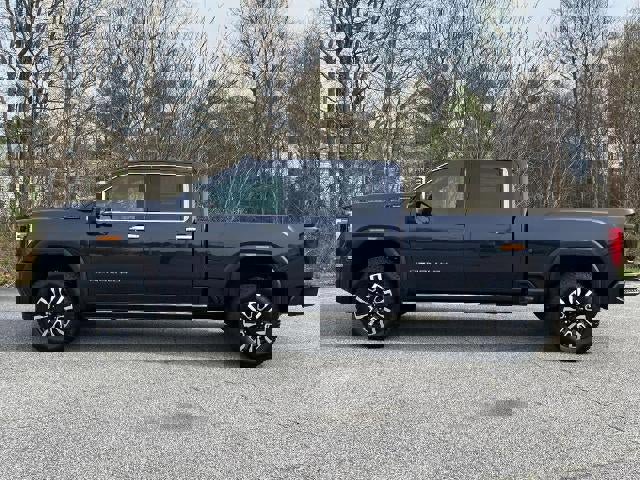 New 2025 GMC Sierra 2500 Denali Ultimate w/ Max Trailering Package image 8