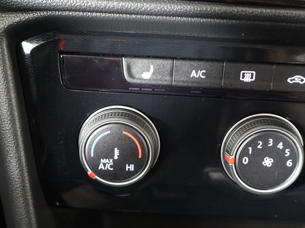 Used 2025 Volkswagen Taos S AWD/4WD image 44