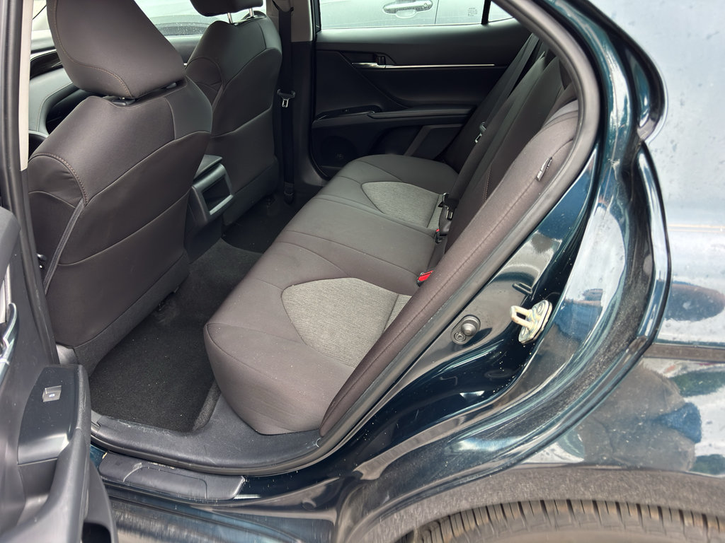 Used 2020 Toyota Camry LE FWD image 6
